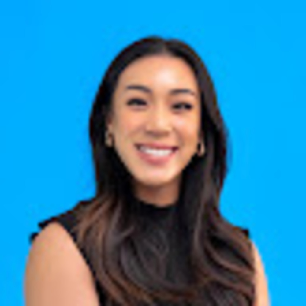 Meet your Posher, Adrianne